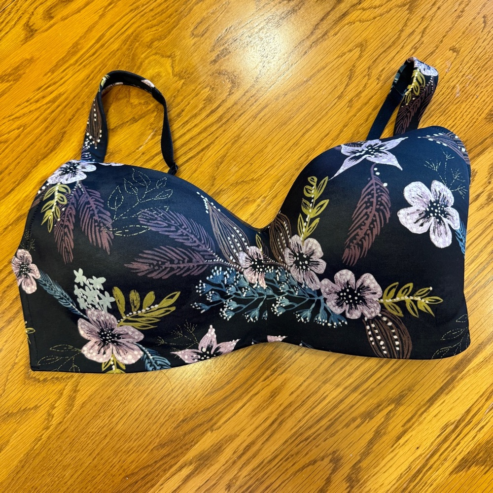 Arden Lightly Lined Wirefree Bra All Day Comfort SIZE 40DD‎ BLACK/FLORAL